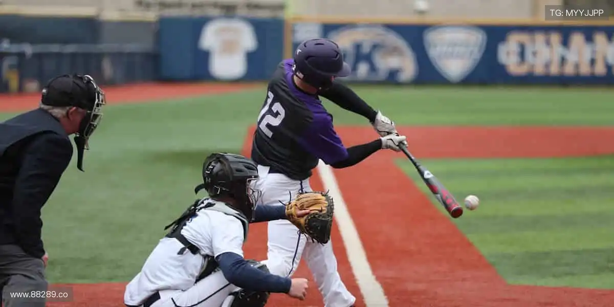 热血赛事,激情一触即发!🔥 每一次挥汗,都是对胜利的渴望!